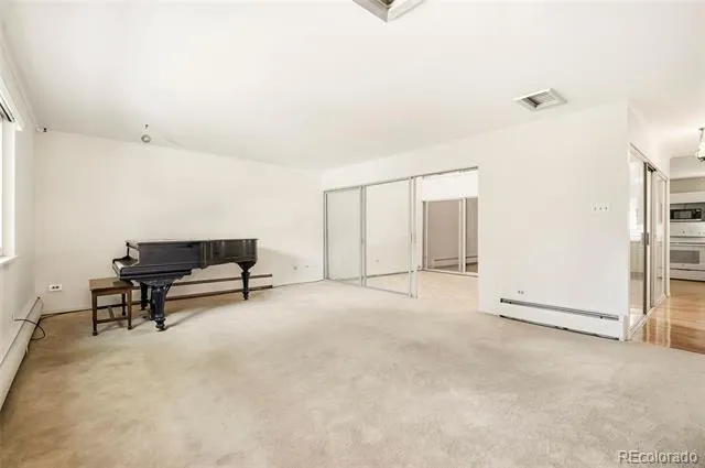 9207 E Center Avenue Denver, CO 80247
