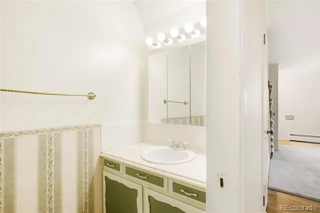 9207 E Center Avenue Denver, CO 80247