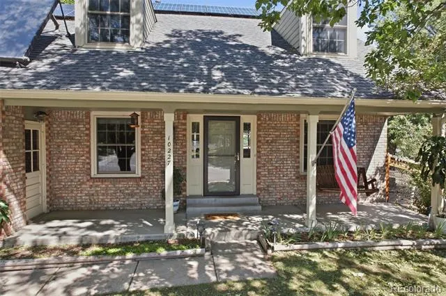 10227 W Roxbury Avenue Littleton, CO 80127