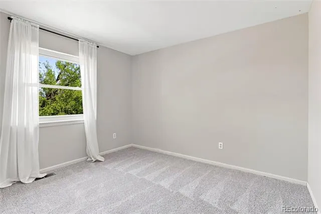 10227 W Roxbury Avenue Littleton, CO 80127