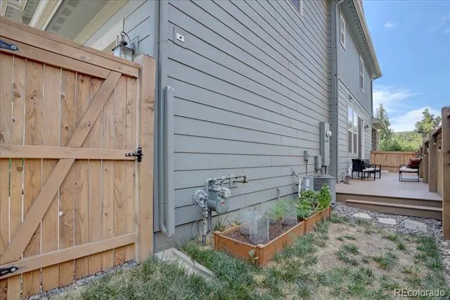 11279 E 25th Drive Aurora, CO 80010