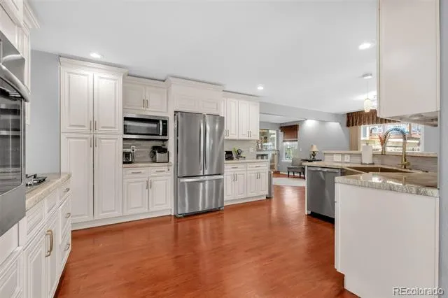 4860 Crown Boulevard Denver, CO 80239