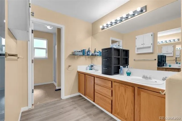 4860 Crown Boulevard Denver, CO 80239