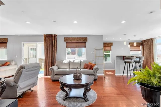 4860 Crown Boulevard Denver, CO 80239