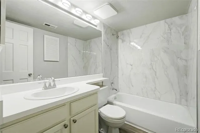 816 S Vance Street #B Lakewood, CO 80226