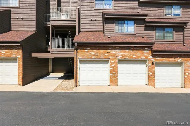 816 S Vance Street #B Lakewood, CO 80226