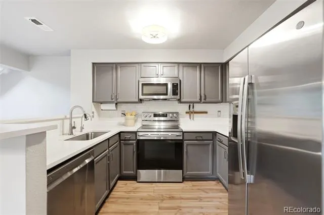 816 S Vance Street #B Lakewood, CO 80226