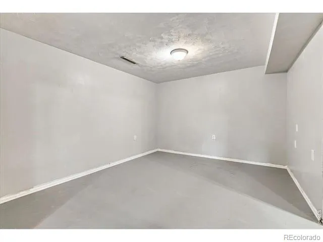 2124 Sandstone Drive Fort Collins, CO 80524