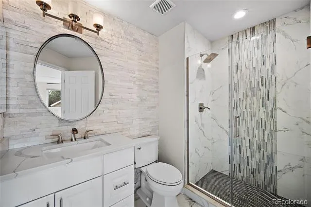 11940 E Lake Court Englewood, CO 80111