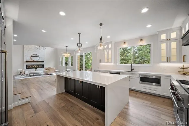 11940 E Lake Court Englewood, CO 80111