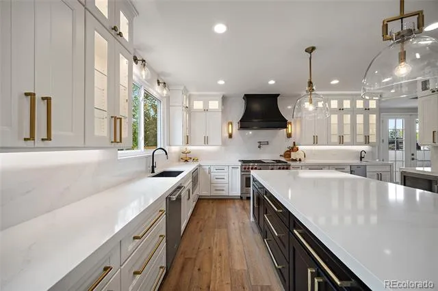 11940 E Lake Court Englewood, CO 80111