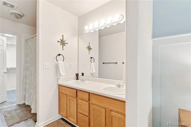 5727 W Ohio Avenue Denver, CO 80226