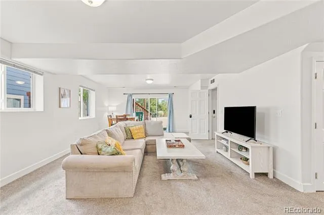 5727 W Ohio Avenue Denver, CO 80226