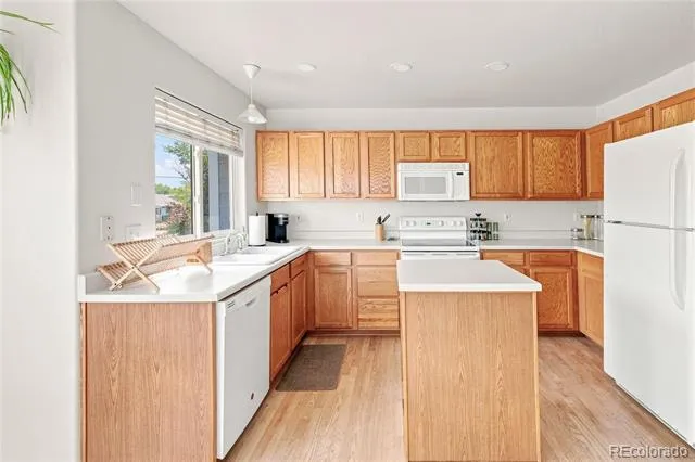 5727 W Ohio Avenue Denver, CO 80226