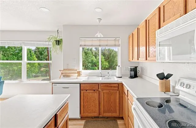 5727 W Ohio Avenue Denver, CO 80226
