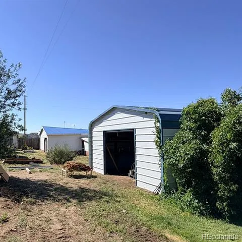 140 3rd Avenue Deer Trail, CO 80105