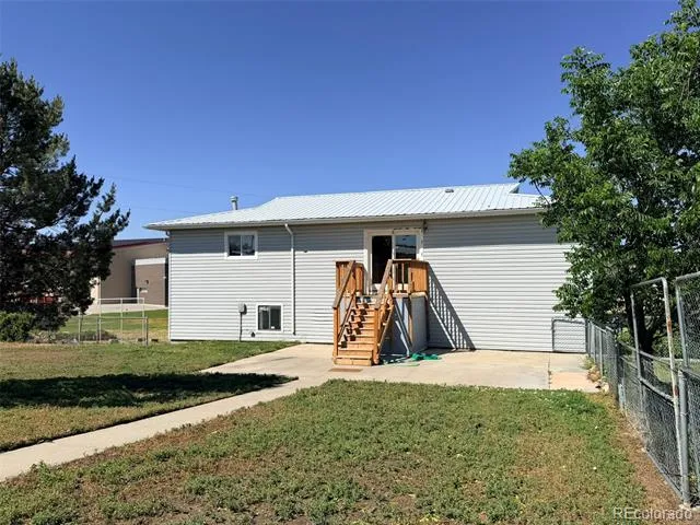 140 3rd Avenue Deer Trail, CO 80105