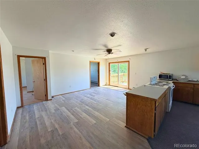 140 3rd Avenue Deer Trail, CO 80105