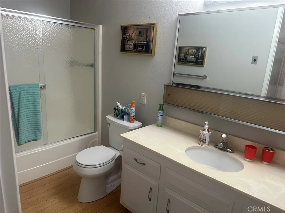 2267 Via Puerta Laguna Woods, CA 92637