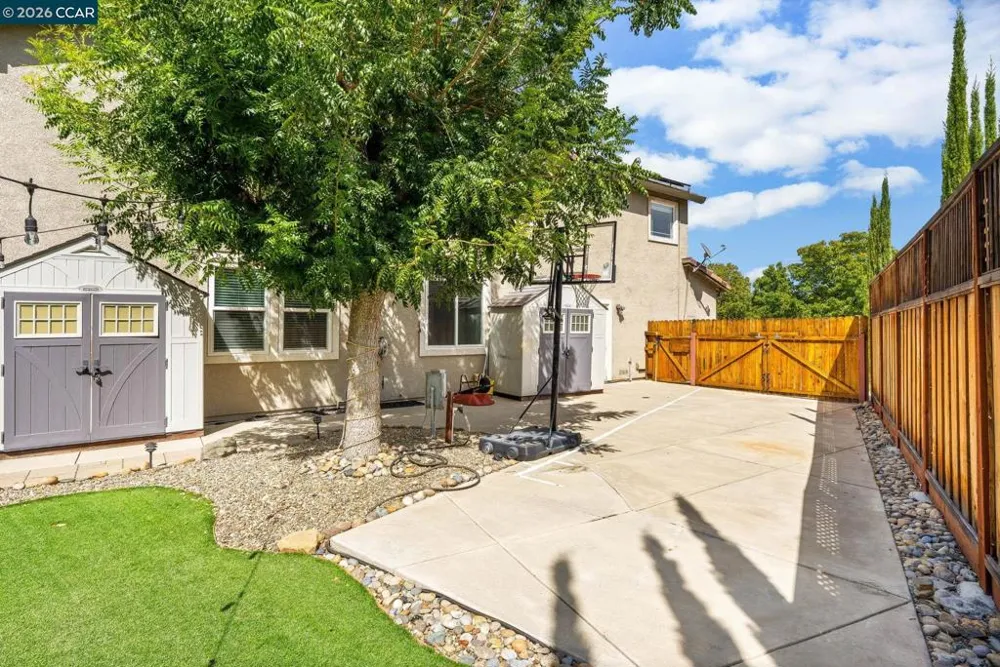 5418 Navajo Ct Antioch, CA 94531