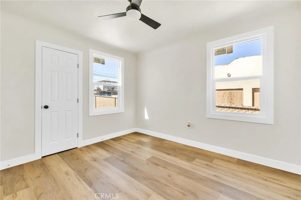 124 W Fredricks Barstow, CA 92311