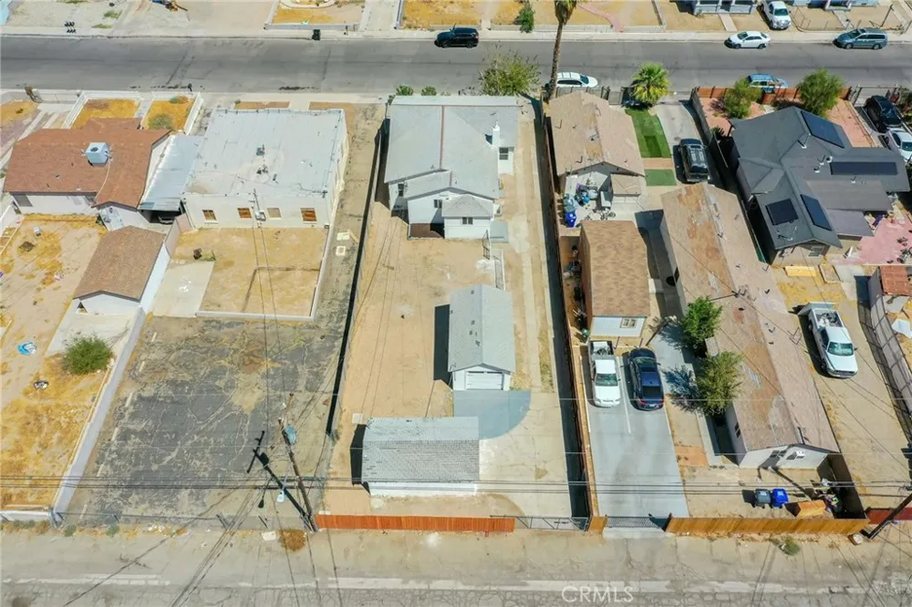124 W Fredricks Barstow, CA 92311