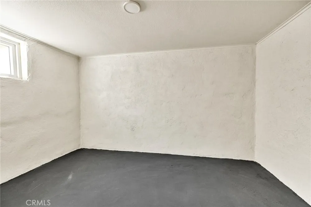 124 W Fredricks Barstow, CA 92311