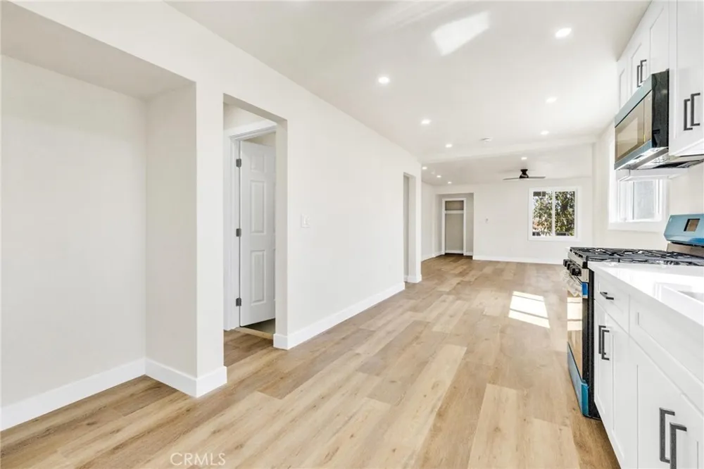 124 W Fredricks Barstow, CA 92311