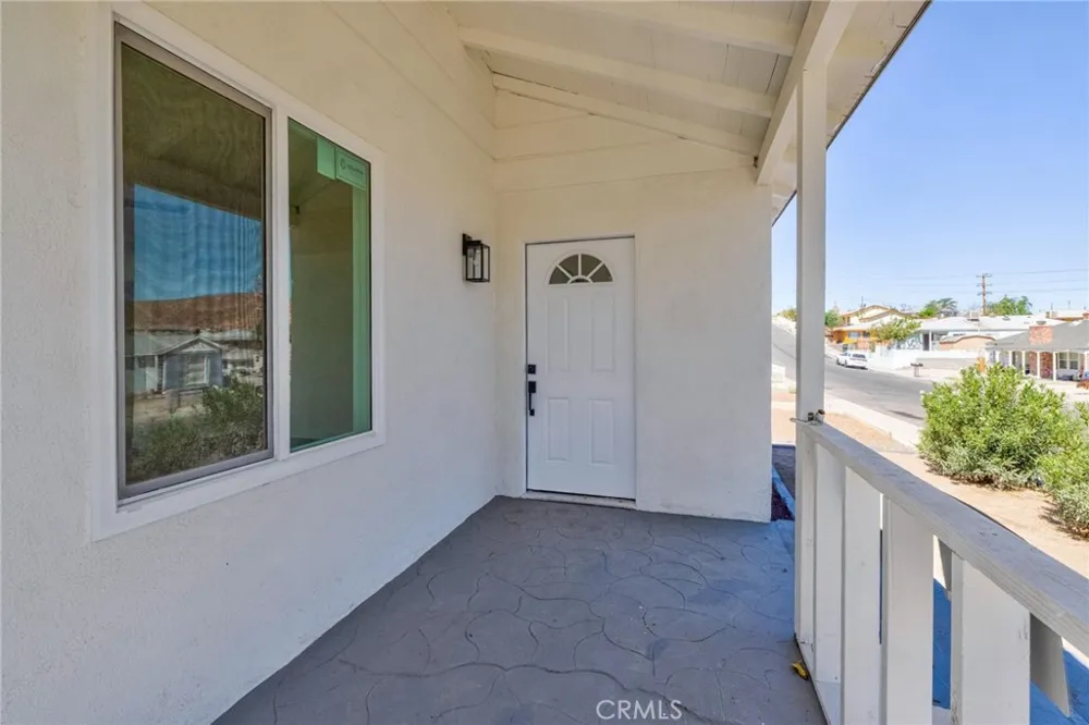 124 W Fredricks Barstow, CA 92311