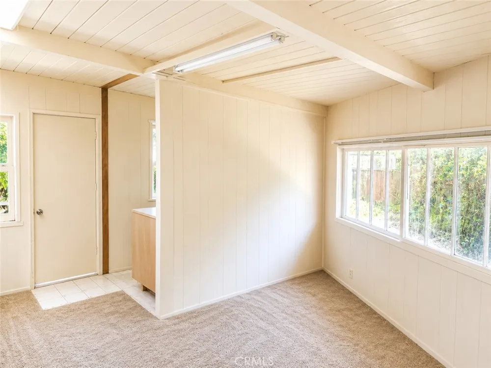 2239 Catherine Costa Mesa, CA 92627