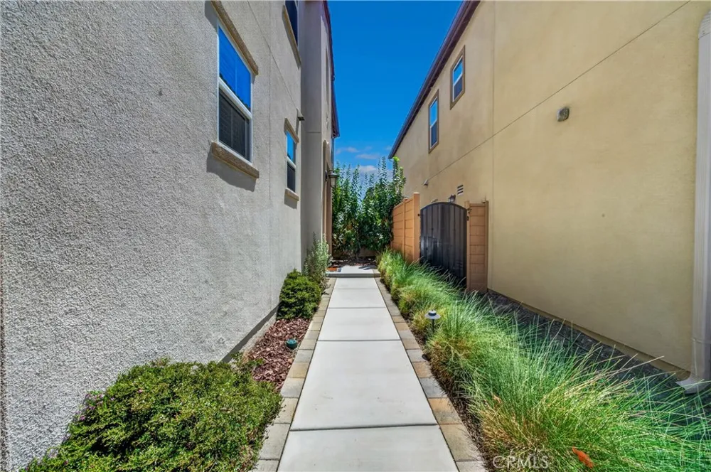38481 Rosegate Place Murrieta, CA 92563