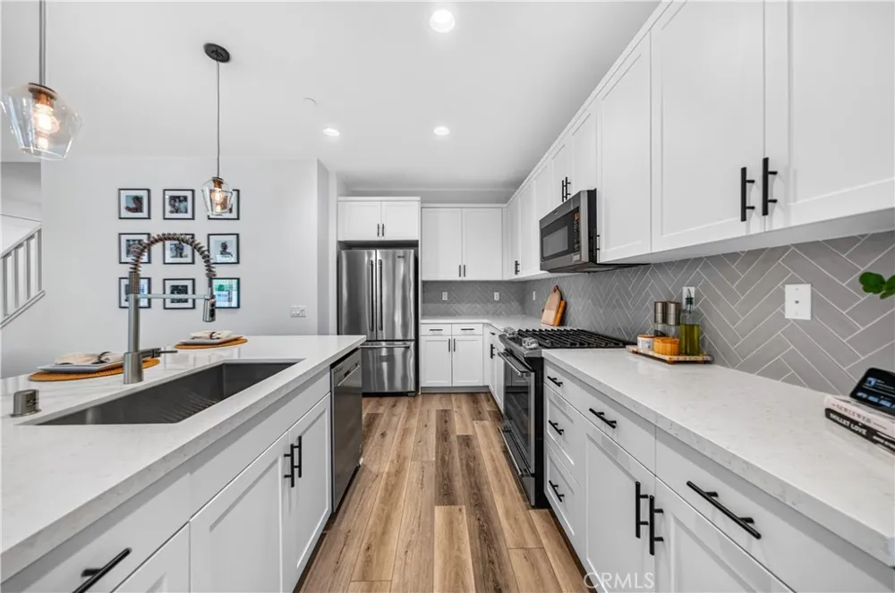 38481 Rosegate Place Murrieta, CA 92563