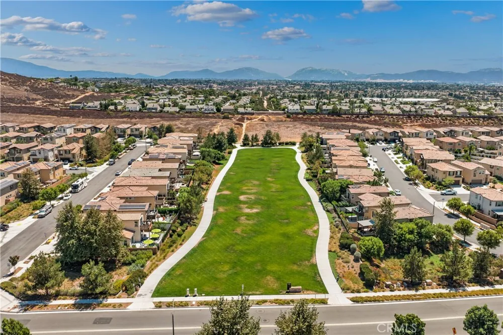 38481 Rosegate Place Murrieta, CA 92563