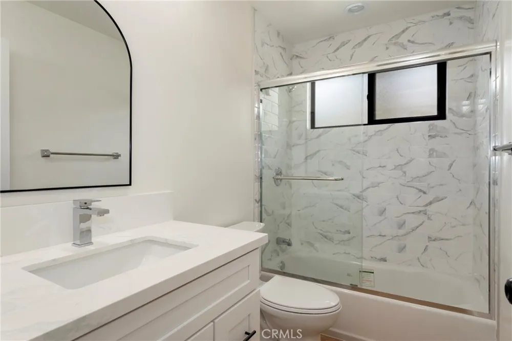182 W Highland Avenue Sierra Madre, CA 91024