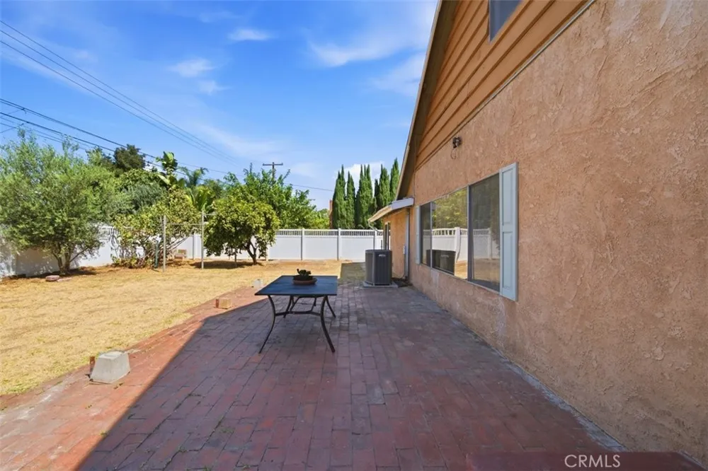 805 Lyman Avenue Covina, CA 91724
