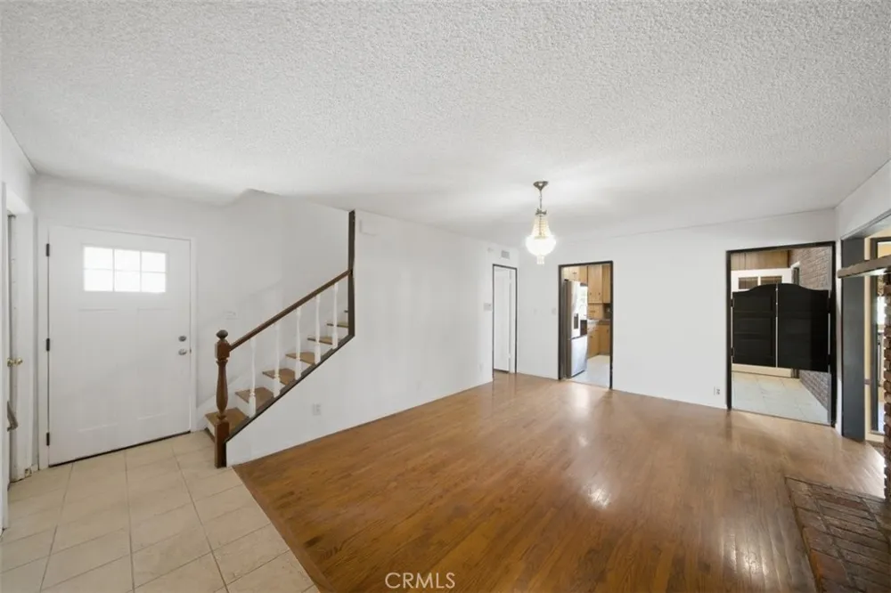 805 Lyman Avenue Covina, CA 91724