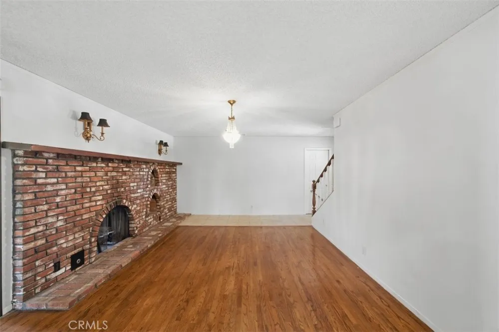 805 Lyman Avenue Covina, CA 91724