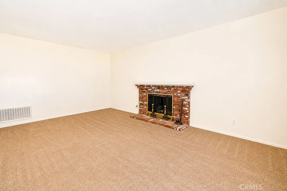 613 Converse Avenue Claremont, CA 91711