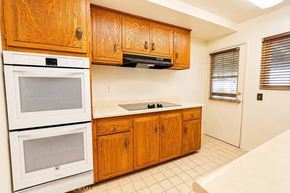 613 Converse Avenue Claremont, CA 91711