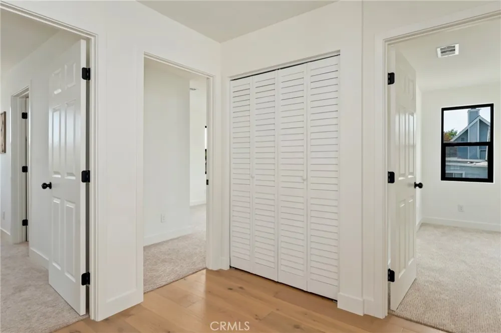 184 W Highland Sierra Madre, CA 91024