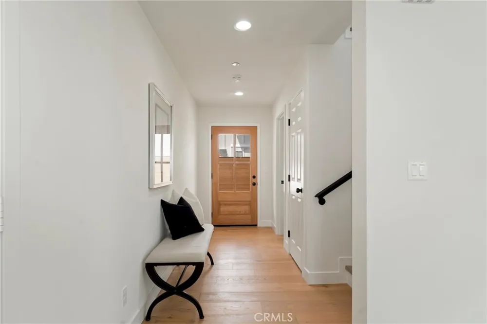 184 W Highland Sierra Madre, CA 91024
