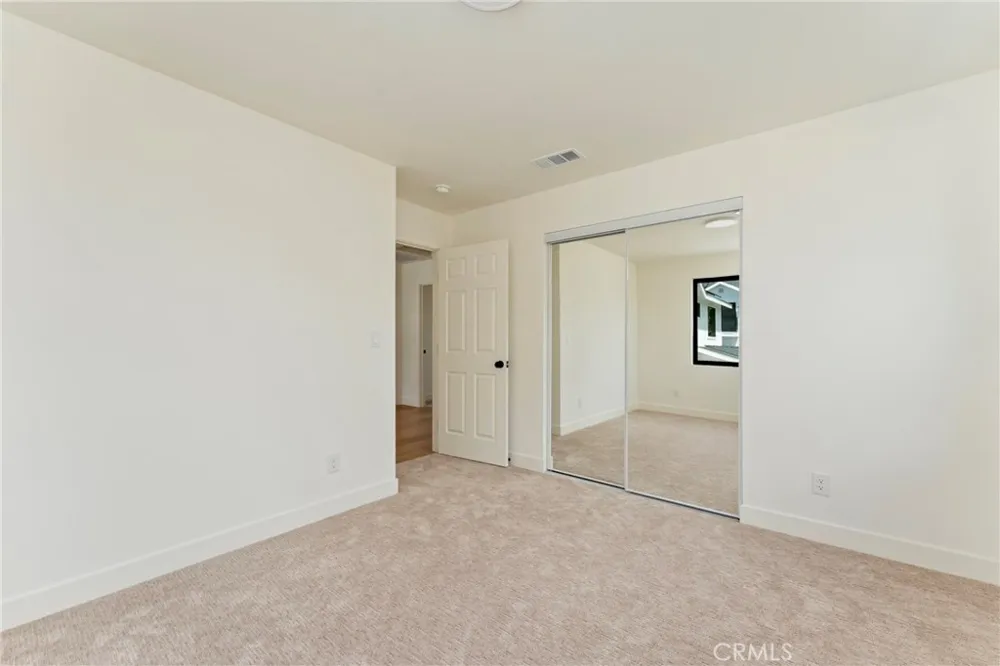 184 W Highland Sierra Madre, CA 91024