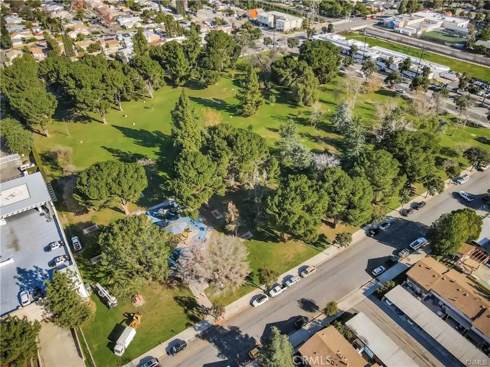 6663 Wilbur #21 Reseda, CA 91335