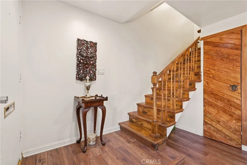 6663 Wilbur #21 Reseda, CA 91335