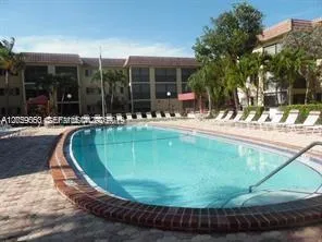 259 S Cypress Rd #527 Pompano Beach, FL 33060