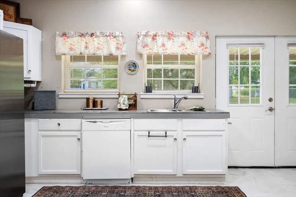 510 E Main Street Beggs, OK 74421