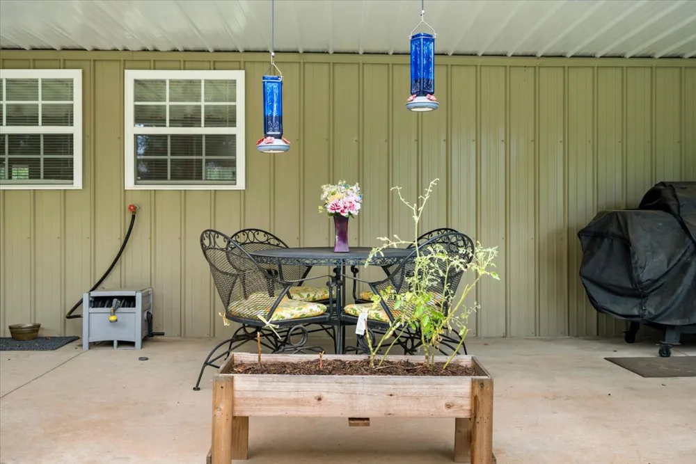 510 E Main Street Beggs, OK 74421