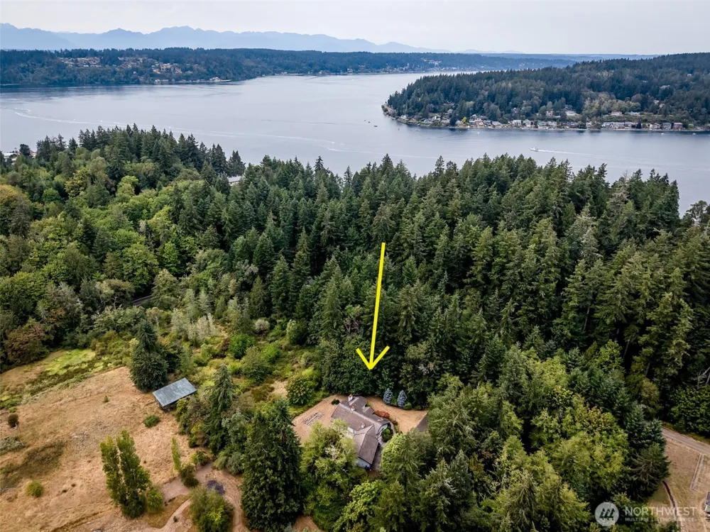7063 E Owl Ridge Lane Port Orchard, WA 98366