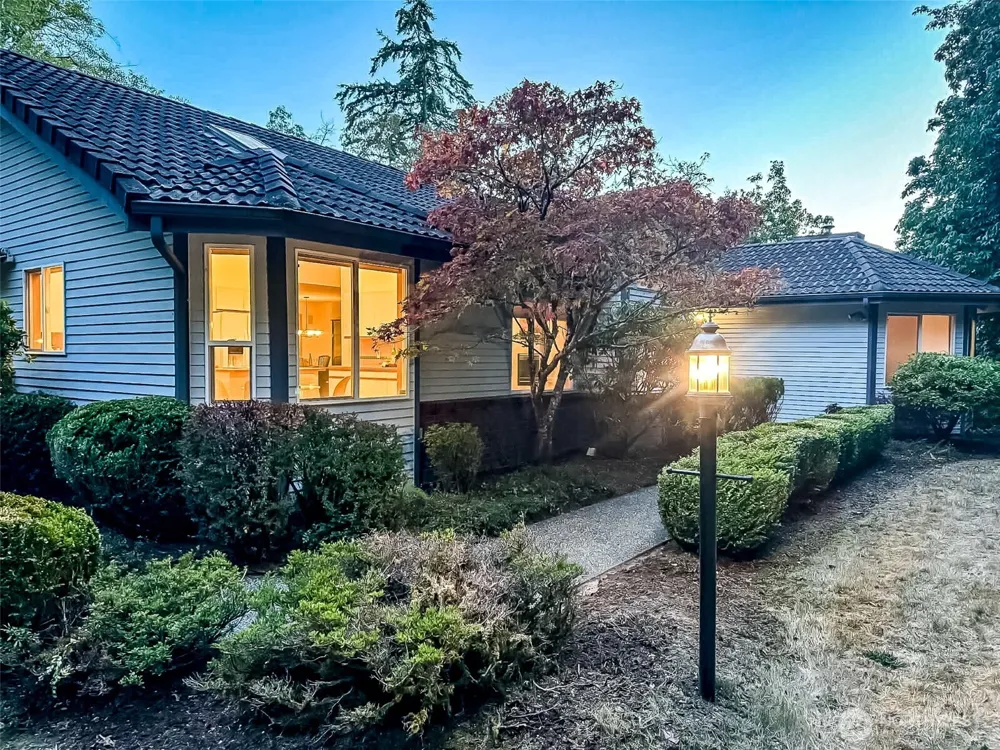 7063 E Owl Ridge Lane Port Orchard, WA 98366