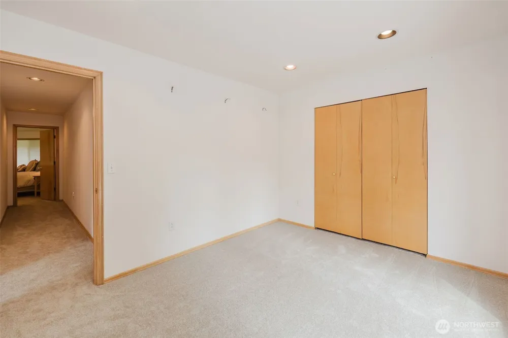 7063 E Owl Ridge Lane Port Orchard, WA 98366